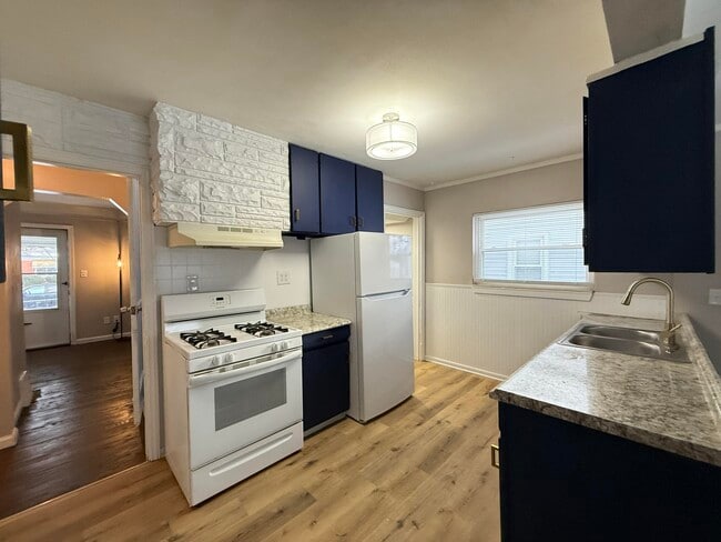 Photo - 7243 Dacosta