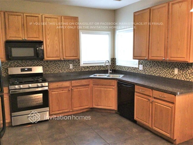 Photo - 4029 Saddlebrook Creek Dr