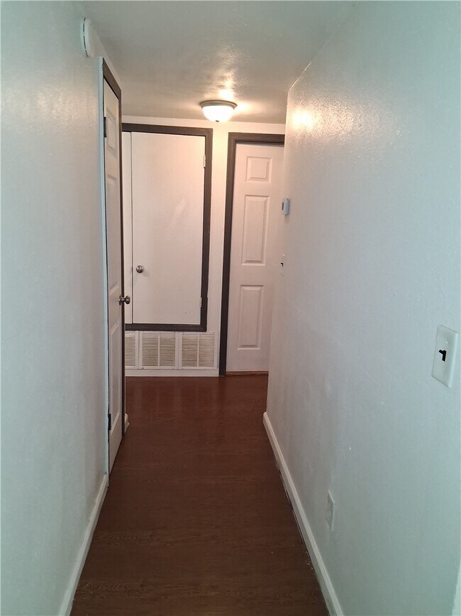 Photo - 217 E Adobe St