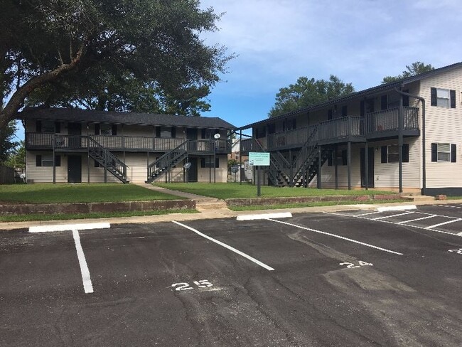 Photo - 1417 29th St Apartment Unit A