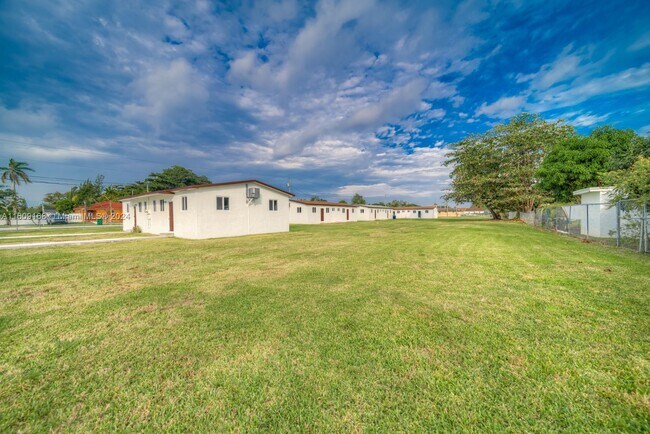 Photo - 10295 SW 178th St