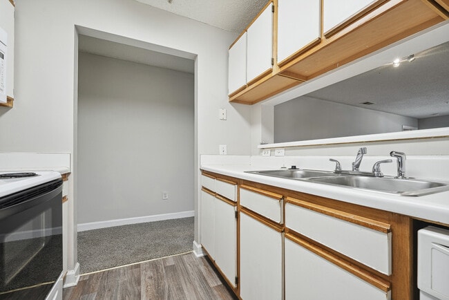 Photo - 303 Smith Level Rd