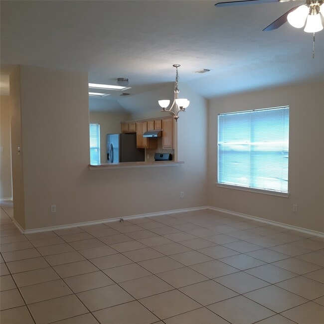 Photo - 16914 Great Oaks Glen Dr