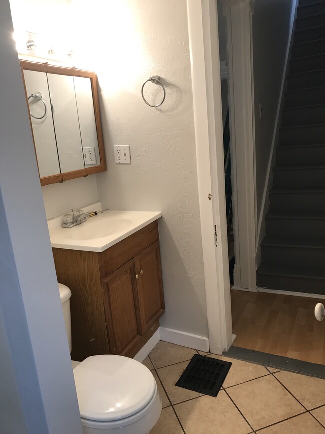 Photo - 213 Burns Ave