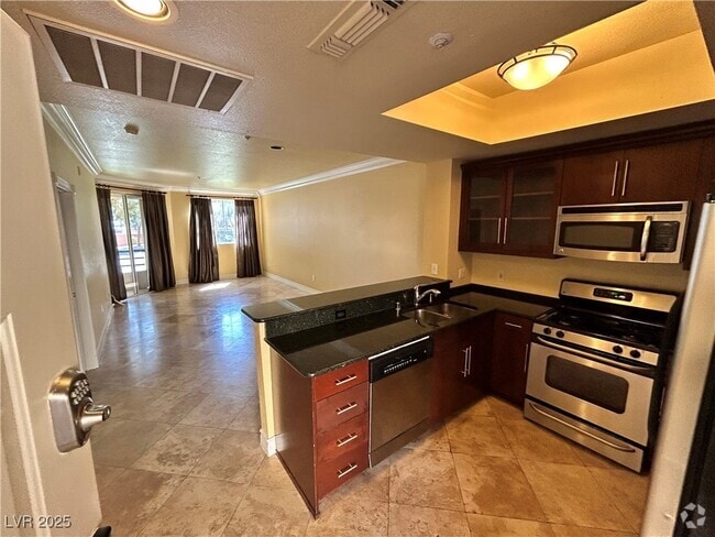 Building Photo - 220 E Flamingo Rd Unit 122 Rental