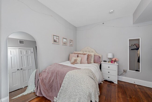 Photo - 16 Sewall St