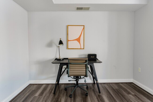 Photo - 4835 Cordell Ave Unit FL11-ID1202