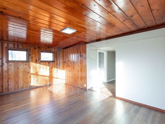 Photo - 4406 Kingsley Dr