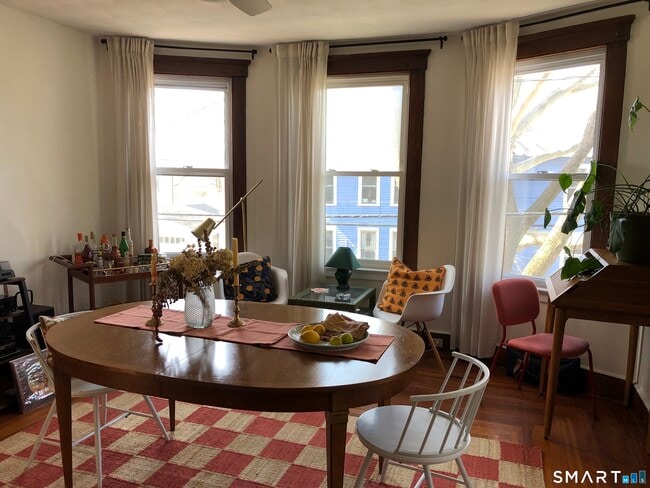 Photo - 52 Canner St Unidad 2