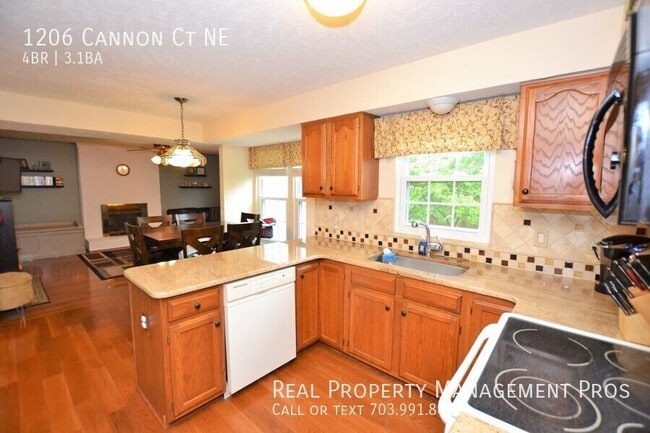 Photo - 1206 Cannon Ct NE