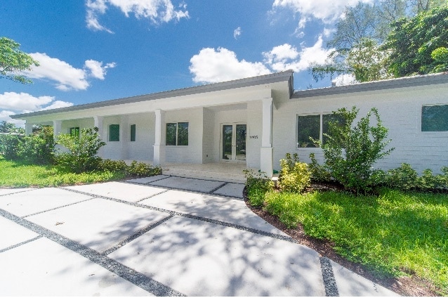 Photo - 4405 SW 64th Ct