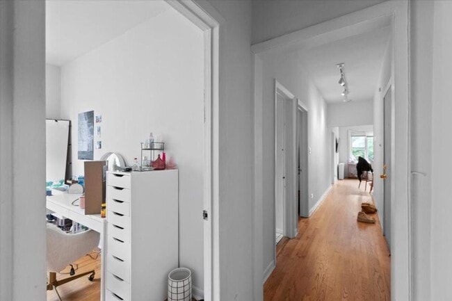 Photo - 3 bedroom in Chicago IL 60660 Unit 3