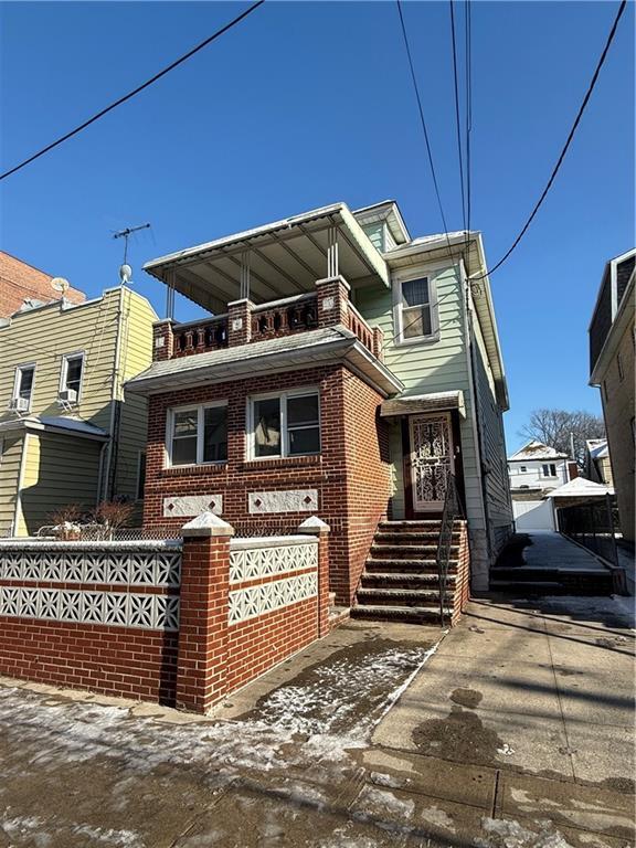 Building Photo - 2311 E 13th St Unit 1