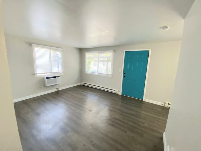 Photo - Charming 1 bed 1 bath in the heart of Bois... Unit 216