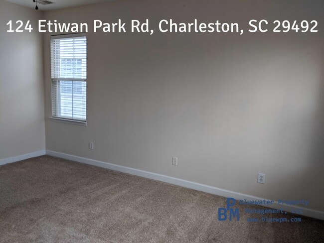 Photo - 124 Etiwan Park St