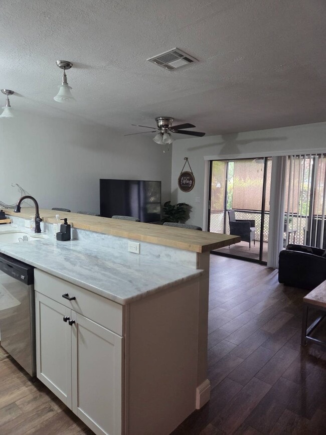 Photo - 4701 Vilabella Dr