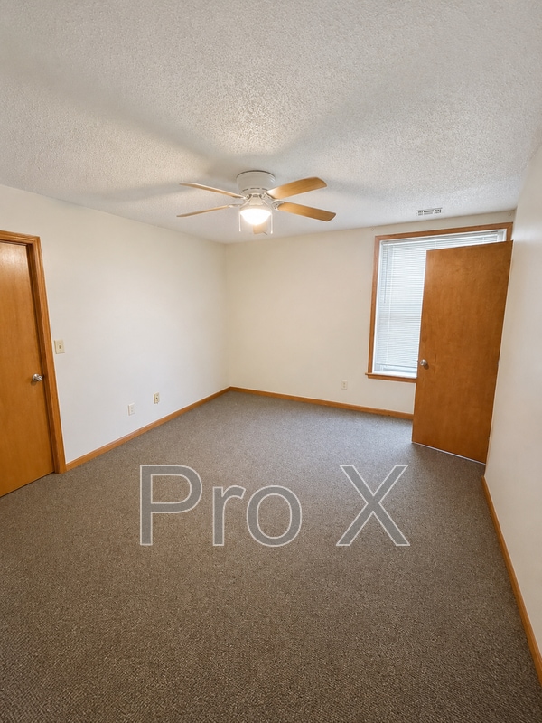 Photo - 1732 Missouri Ave