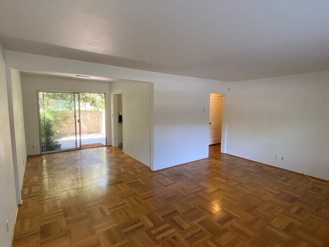 Sala de estar panorámica - 5414 Village Grn Unidad 5414 Village Green