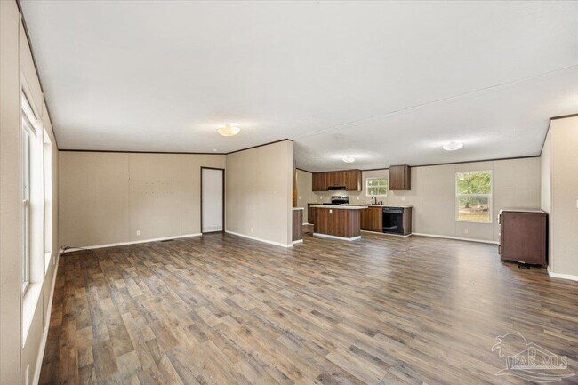 Photo - 1514 Trotter Way