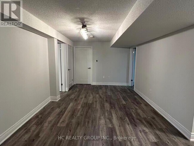 Photo - 62 Adrian Crescent