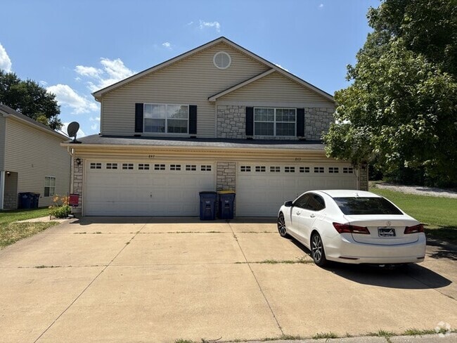Building Photo - 845 Woodside Creek Dr Rental