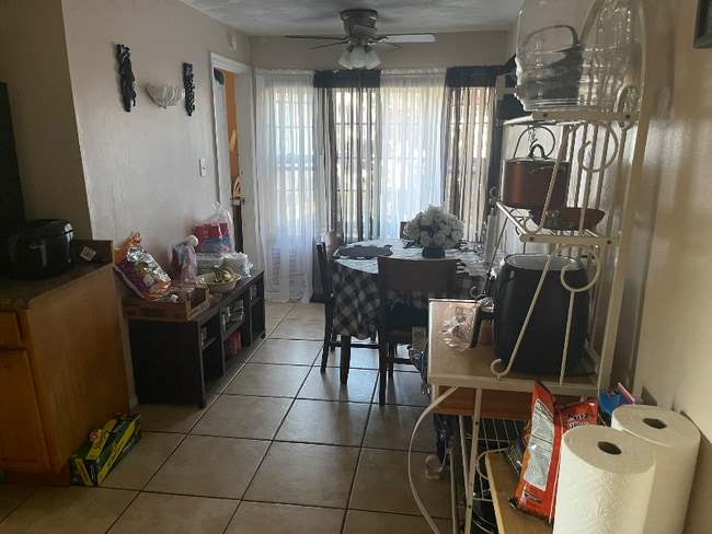 Photo - 1 Median Cir