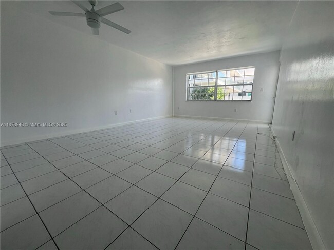 Photo - 325 Ocean Dr Unidad 506
