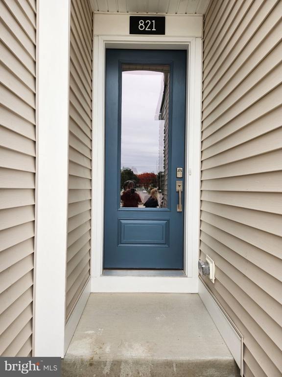Photo - 821 Bayberry Ct