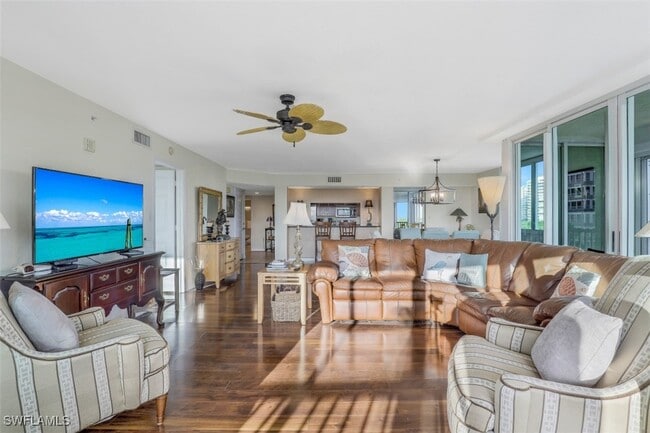 Photo - 21 Bluebill Ave Unidad B401