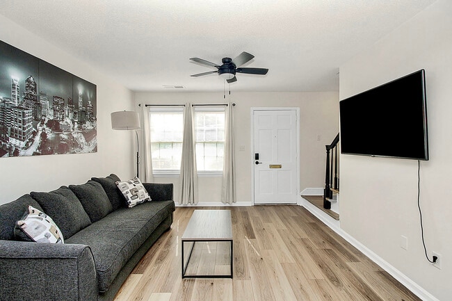 Patio exterior cubierto - 6314 Old Pineville Rd Unidad B