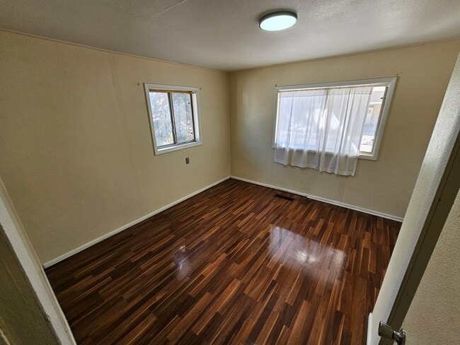 Photo - 157 Roosevelt St