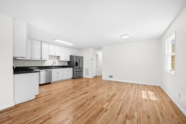 Photo - 14 Elizabeth St Unit 1