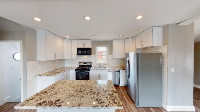 Photo - Beautifully renovated Sunnyside home with large backyard