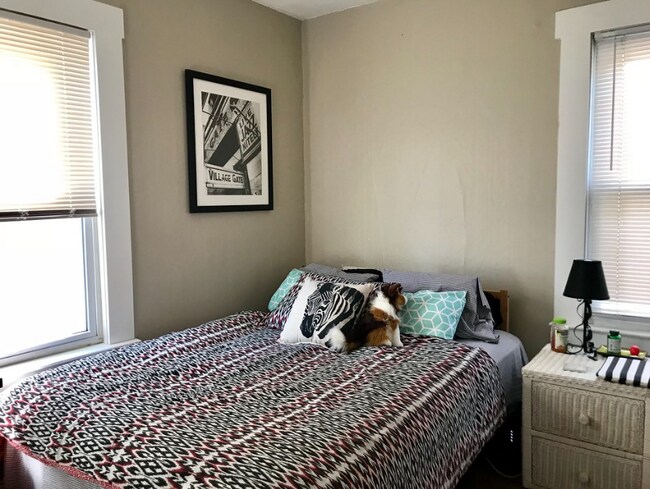 Photo - 350 Windsor St Unidad 3