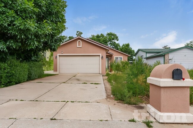 Building Photo - 4650 Dooley Way