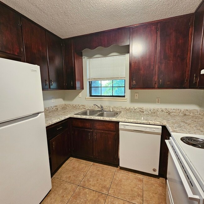 Photo - 3701 Donovan Dr
