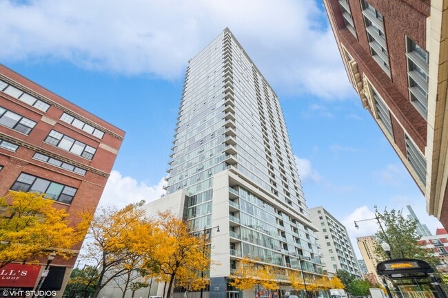 Building Photo - 1720 S Michigan Ave Unit 1114
