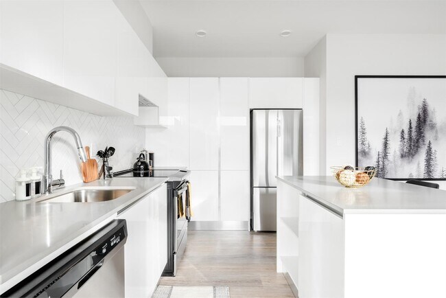 Photo - North Point Apartments