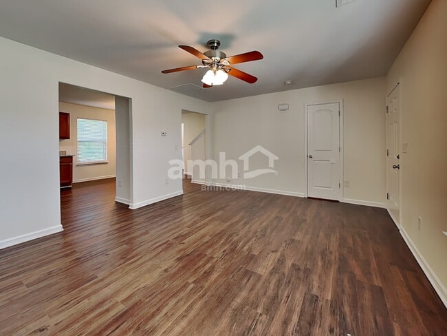 Photo - 3022 Bushfield Dr