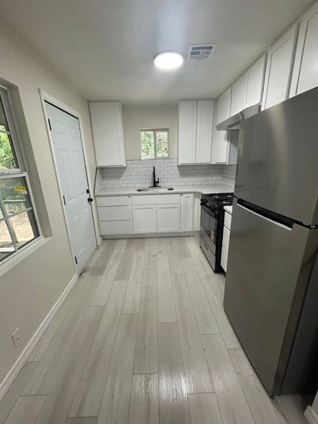 Photo - 3 Bedroom Rent to Own Home Available!
