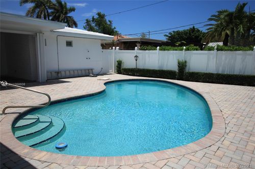 Photo - 210 SE 2nd Terrace