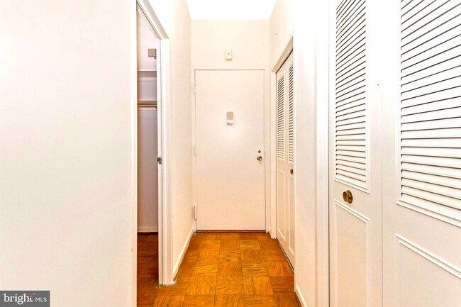 Photo - 10500 Rockville Pike Unit 212