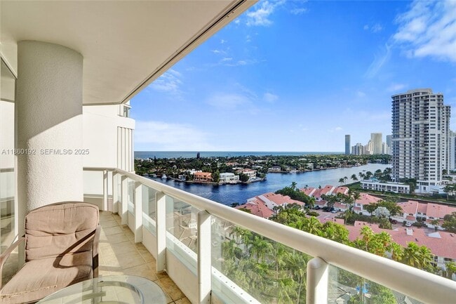 Photo - 21050 Point Pl Unidad 1403