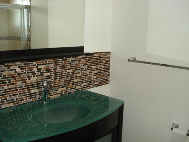 Photo - 7933 West Dr Unit 404