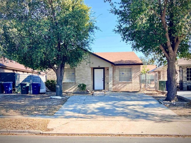 Building Photo - 1515 Quail Creek Rd