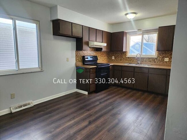 Building Photo - 787 Georgia Ave