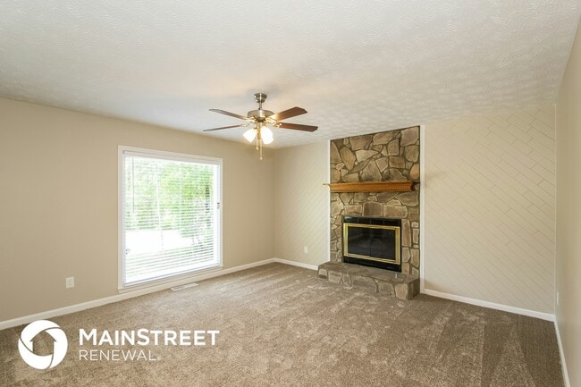 Photo - 22 Hollyberry Ct