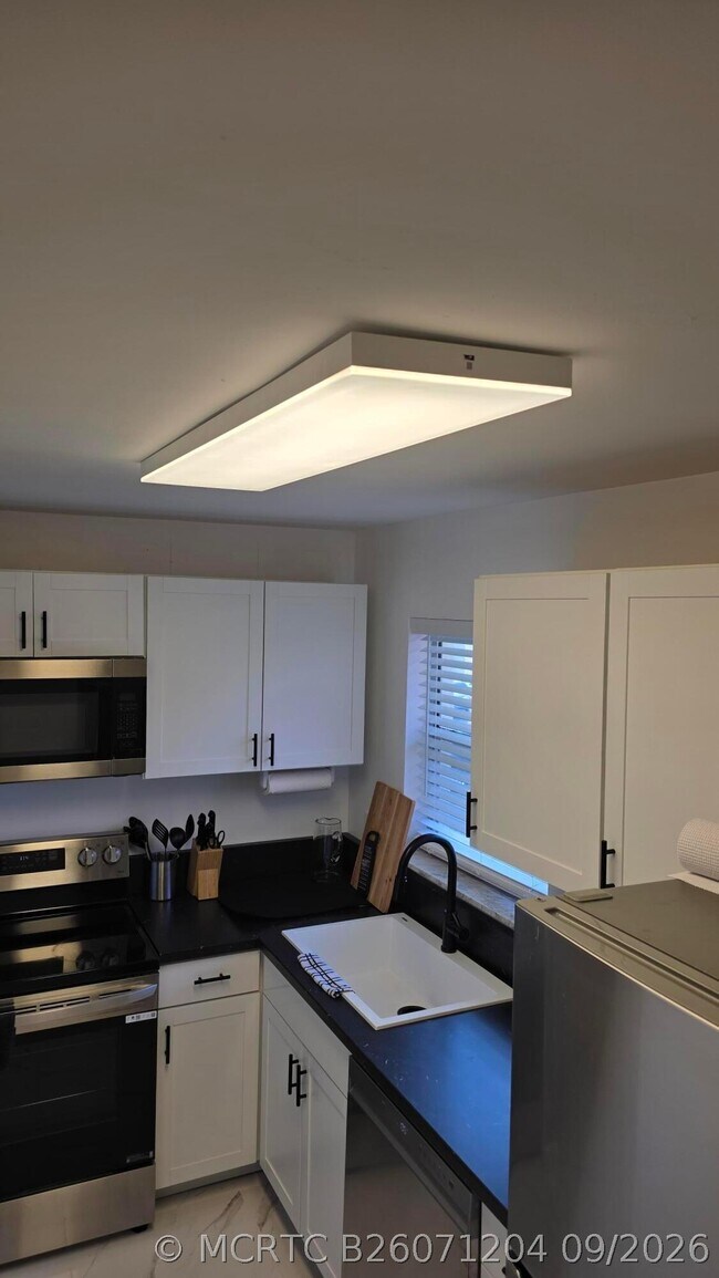 Photo - 319 Lake Frances Dr Unit 319