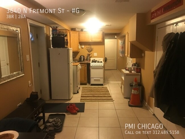 Building Photo - 3640 N Fremont St Unit #G