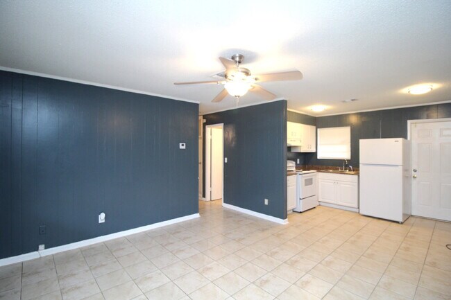 Photo - Recently Updated 2-Bedroom Milton Unit Featuring Modern Interior, Functional Layout, Shared Backy...